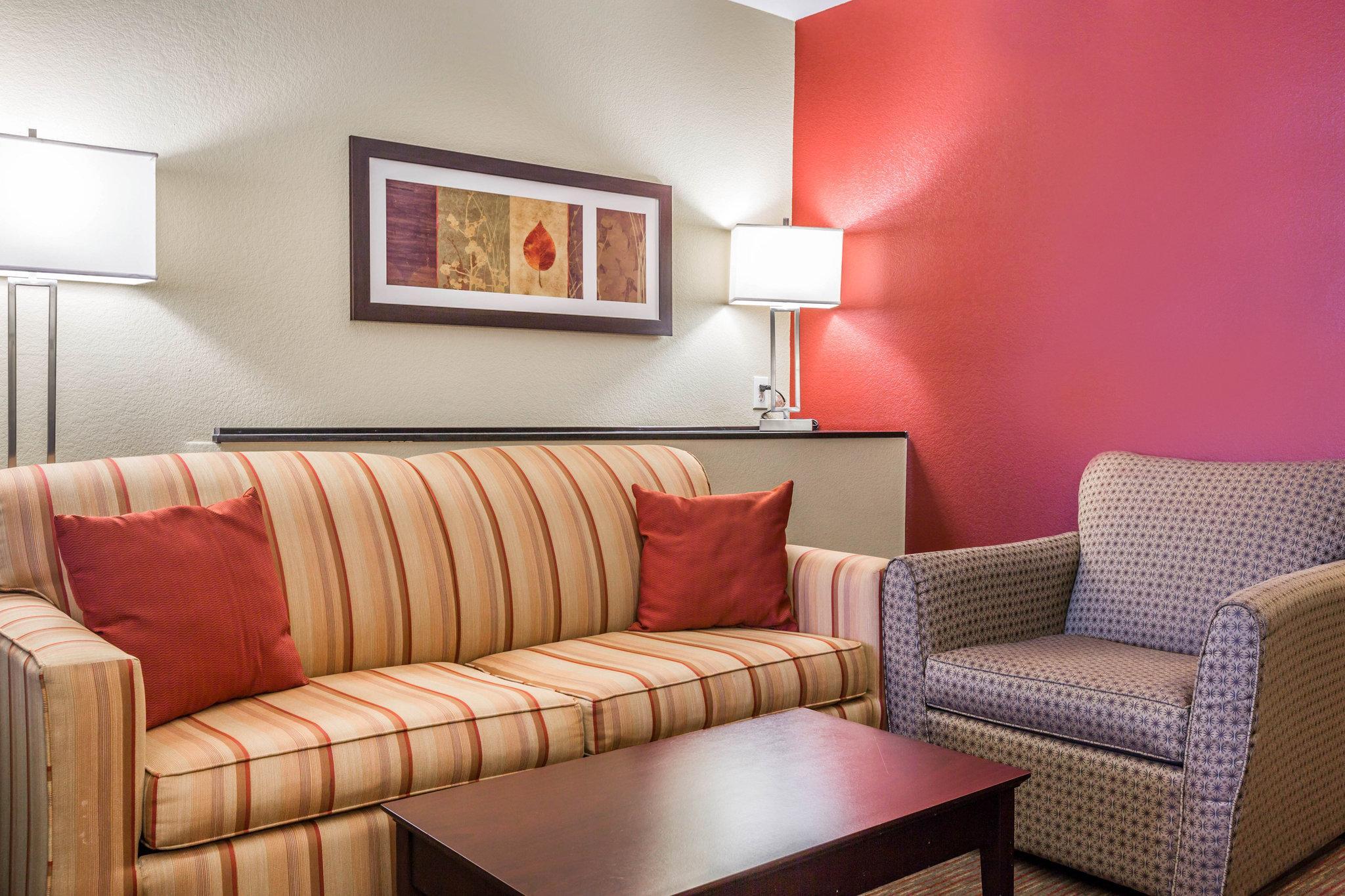 Comfort Hotel